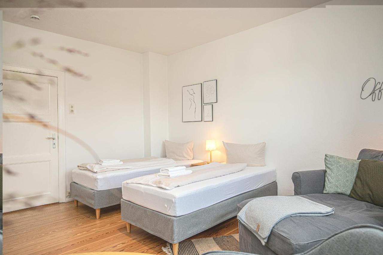 Fewo1846 - Kommood - Zentral Gelegenes Studio-Apartment Mit Balkon Im Hochparterre Flensburg Exteriör bild
